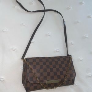 Louis Vuitton MM Flap Damier crossbody